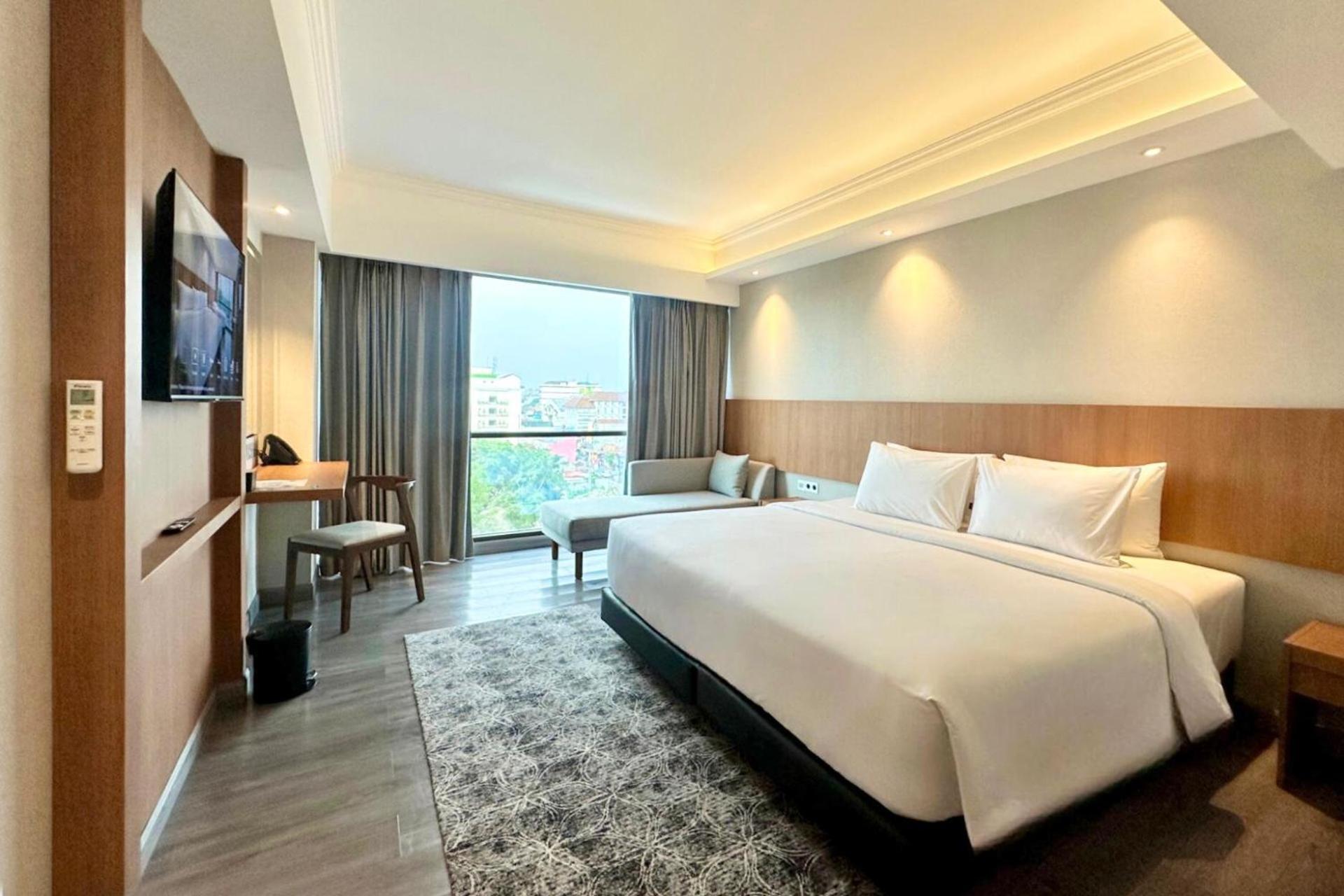 The Malioboro Hotel & Conference Center Yogyakarta Esterno foto