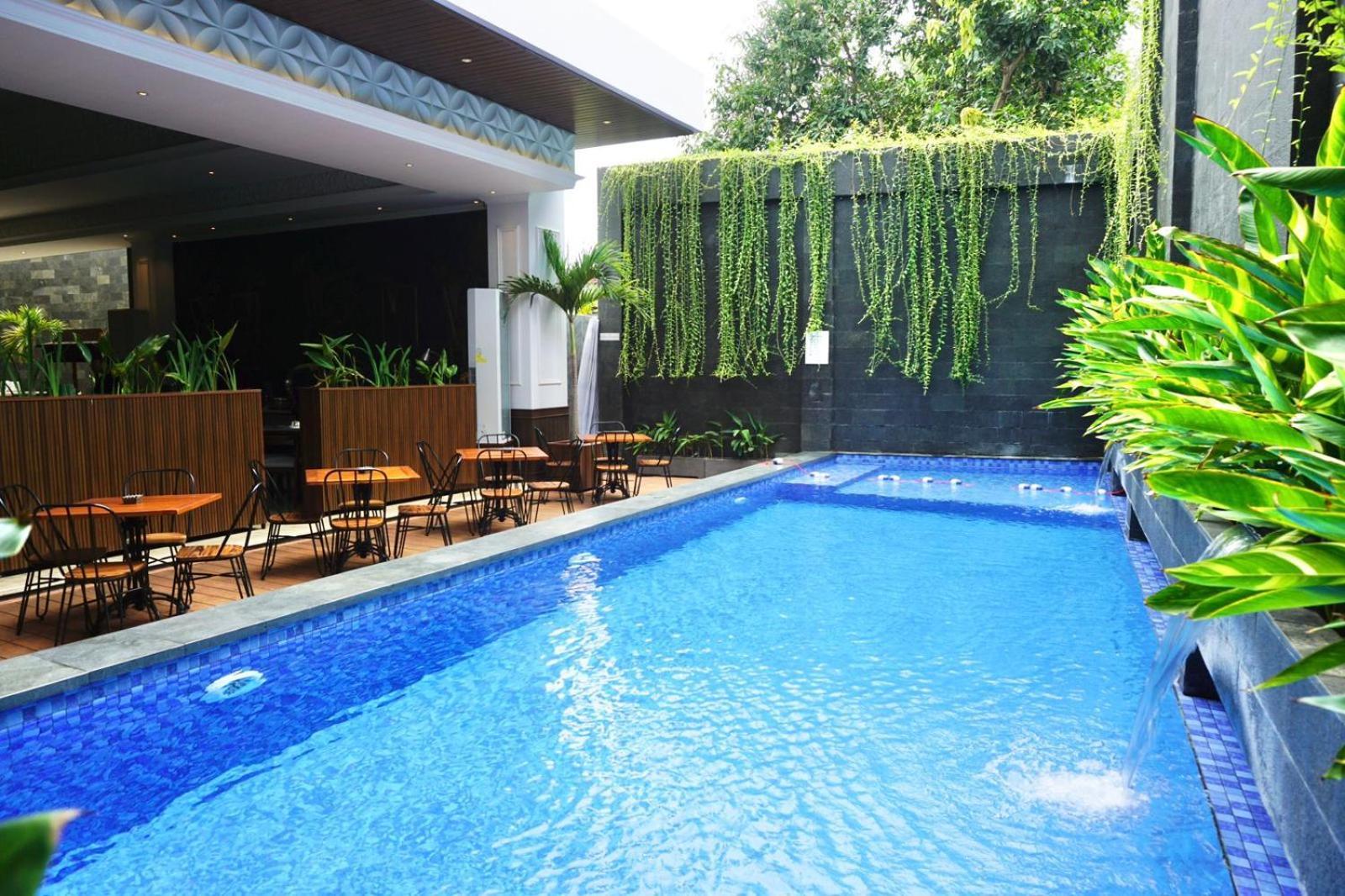 The Malioboro Hotel & Conference Center Yogyakarta Esterno foto